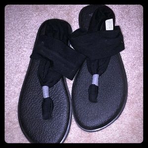 Black Sanyo Sandals